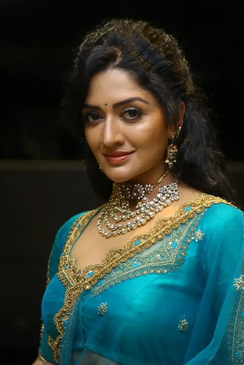 TELUGU ACTRESS VIMALA RAMAN AT RUDRANGI MOVIE PRE RELEASE EVENT 6